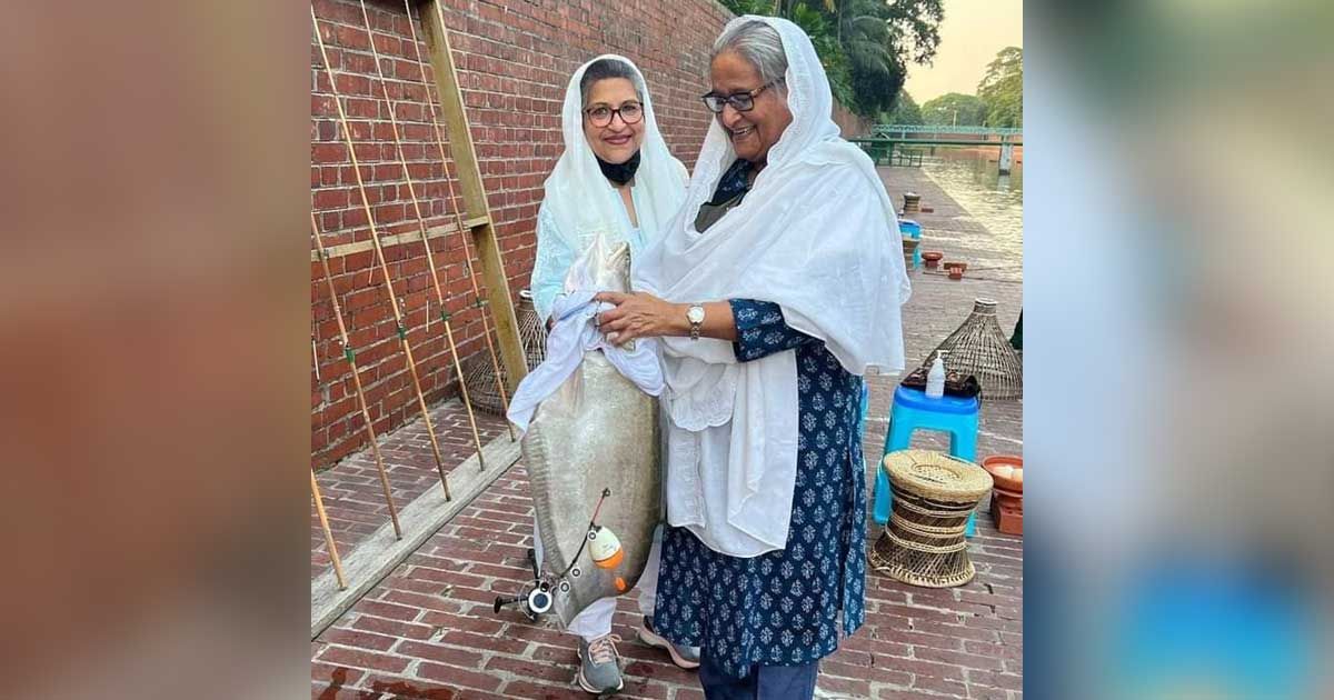 প্রধানমন্ত্রী ধরছেন চিতল মাছ, মানুষ ছুটছে টিসিবির ট্রাকে: রিজভী