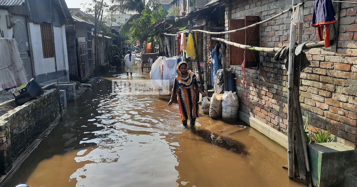 শহরের কলোনি গ্রামের চেয়েও খারাপ