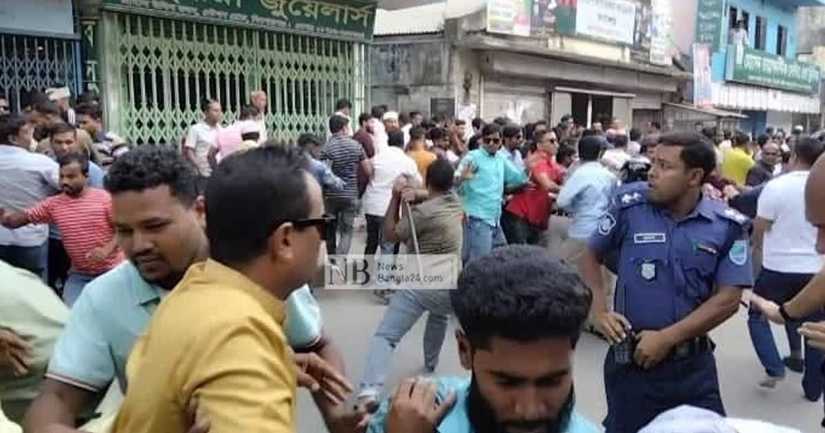 পুলিশের সঙ্গে বিএনপির সংঘর্ষে পণ্ড সভা