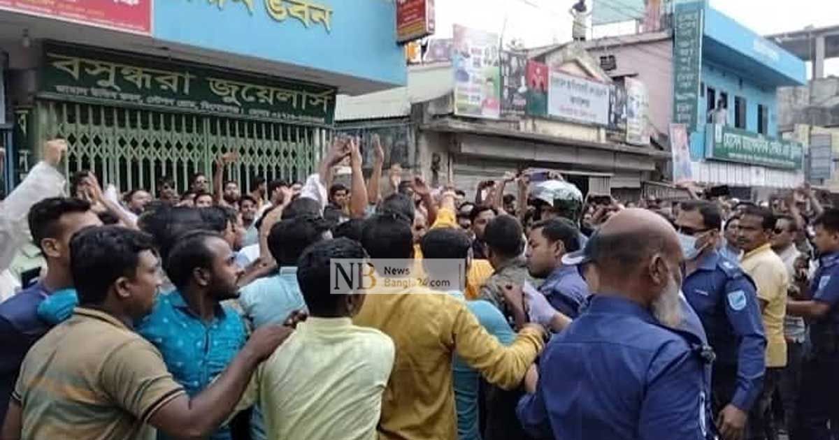 পুলিশের সঙ্গে বিএনপির সংঘর্ষে পণ্ড সভা