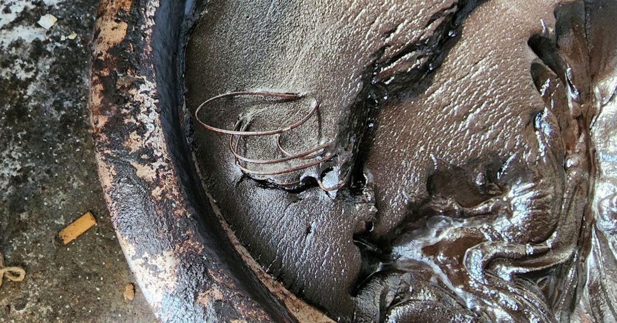 বাহারি এই কেকের পেছনের গল্পটি শুনুন