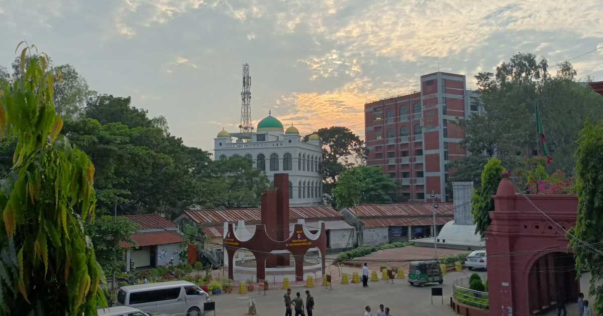 ভূমি-অধিগ্রহণ-কর্মকর্তাসহ-৬-জনের-নামে-হেনস্তার-মামলা