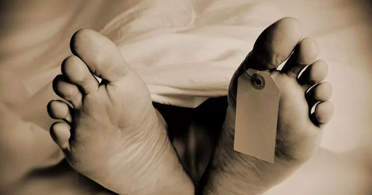 যুবকের মরদেহ বালু নদীতে