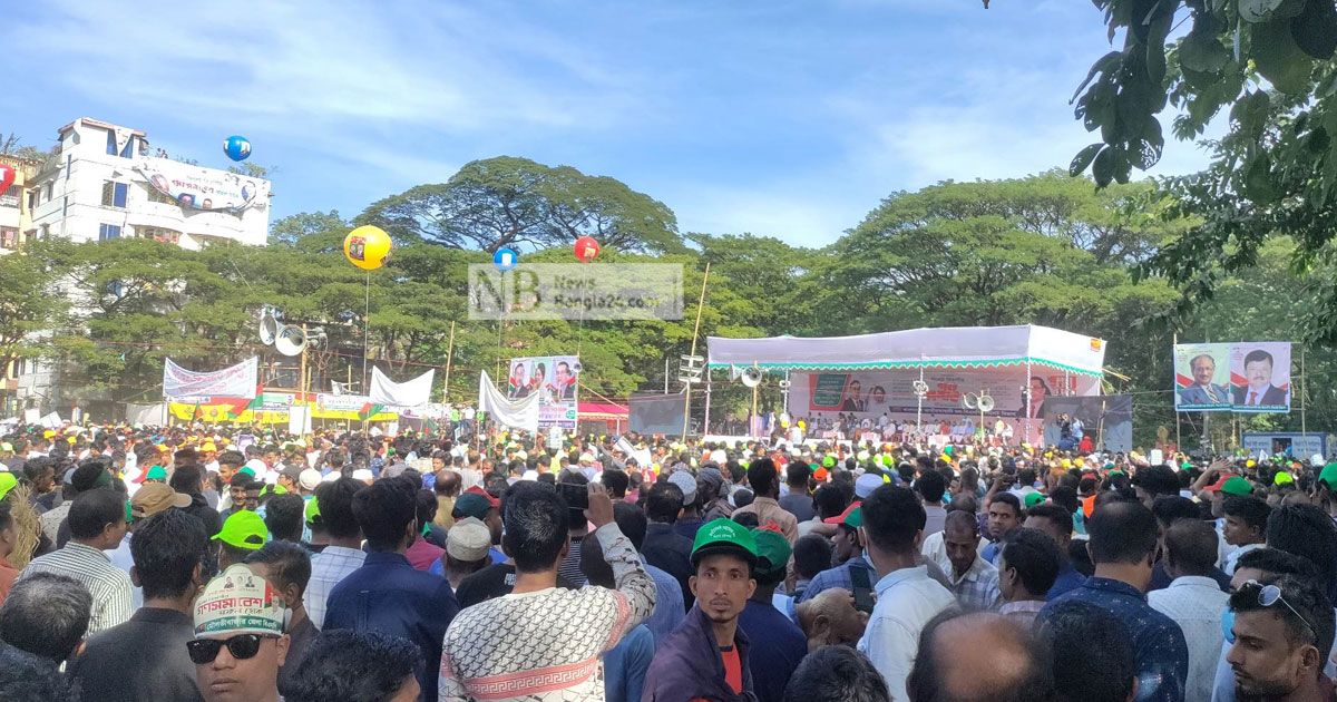 ‘দেশ যাবে কোন পথে, ফয়সালা রাজপথে’