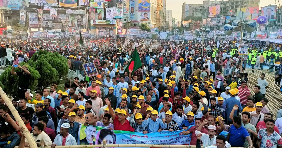 আগের রাতে পিকনিক আমেজ কুমিল্লায় বিএনপির সমাবেশে