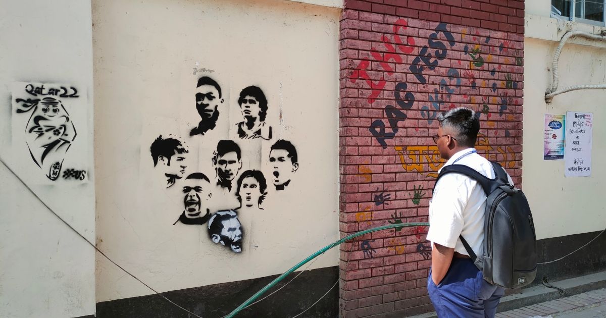 World-Cup-graffiti-at-Jagannath-University