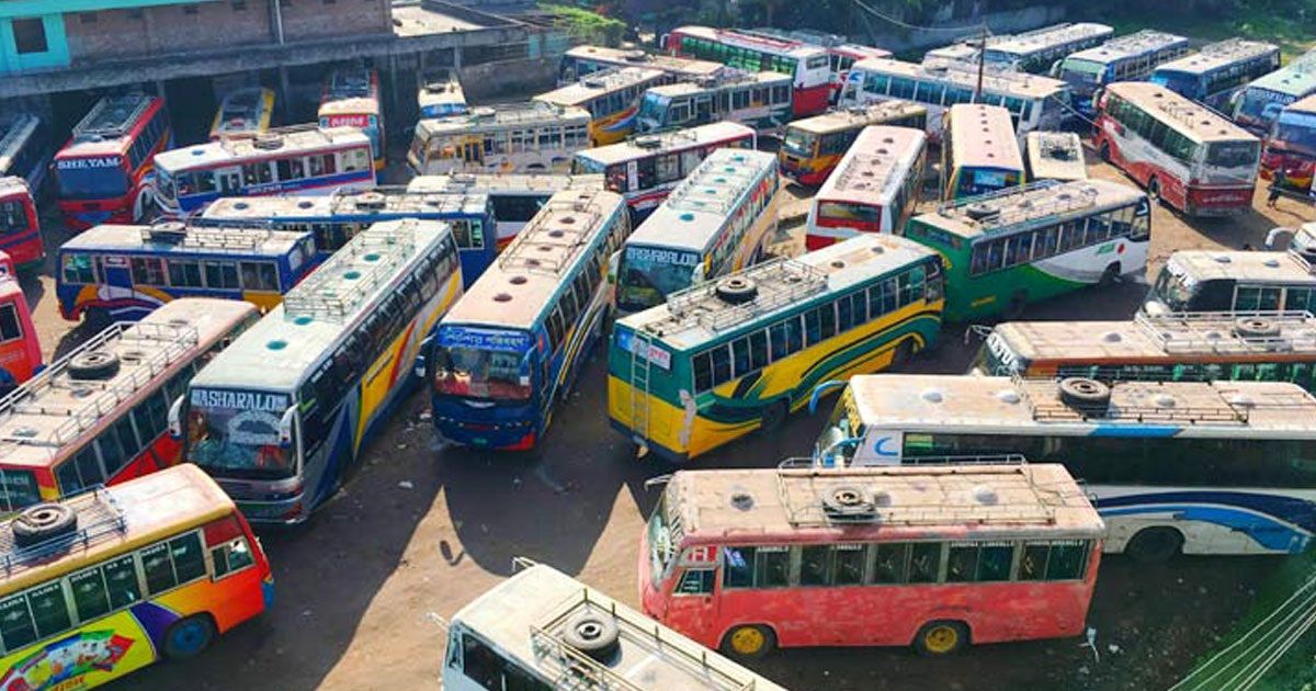 পরিবহন ধর্মঘটে তিন জেলায় ভোগান্তি