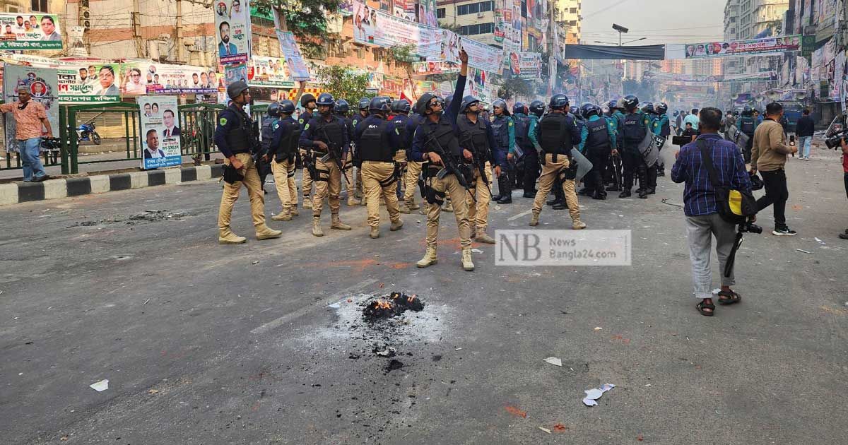 বিএনপি কার্যালয় ঘিরে পুলিশের পাশাপাশি সোয়াট