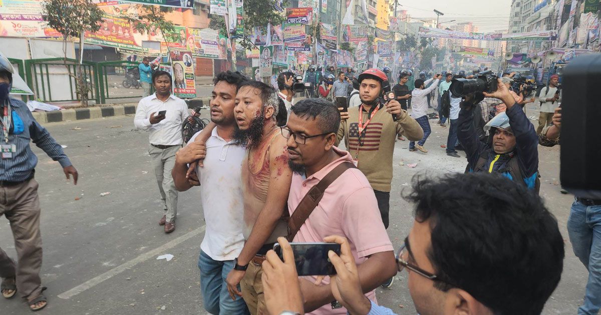 নয়াপল্টনে সংঘর্ষের সময় গুলিতে নিহত ১, আহত ১৮