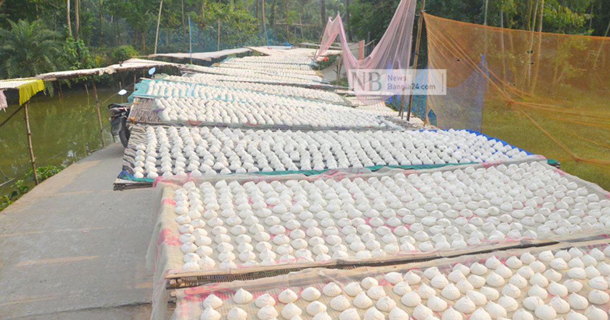 যে গ্রামে সবাই বানায় কুমড়ো বড়ি