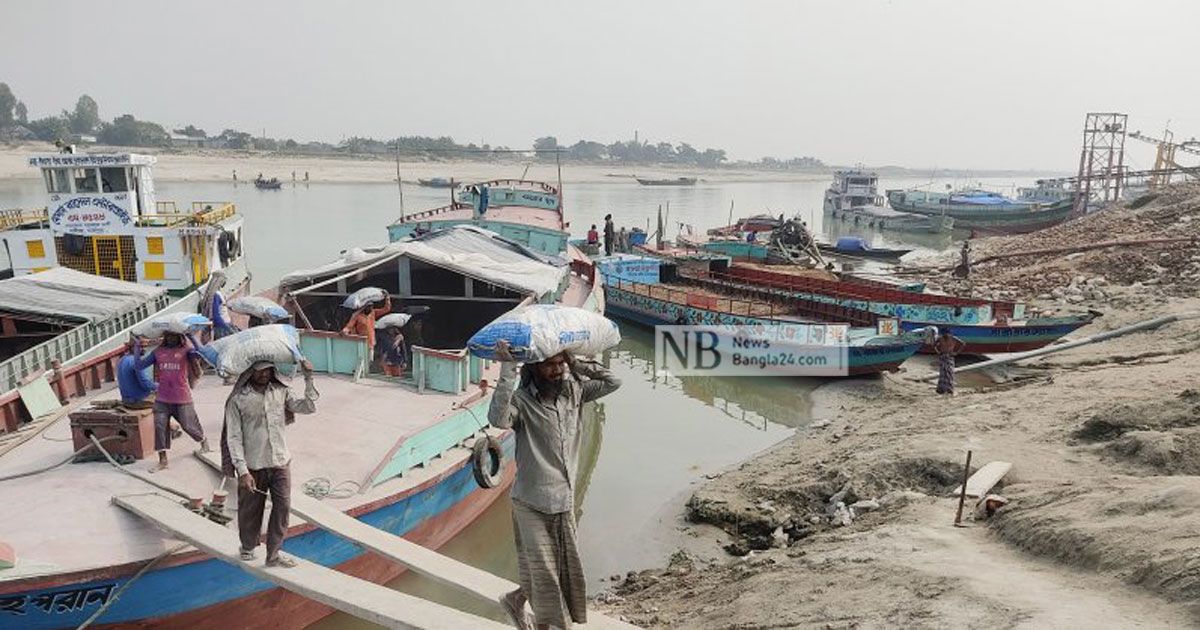 নাব্যতা সংকটে বেকার ফরিদপুরের ৭ হাজার নৌশ্রমিক