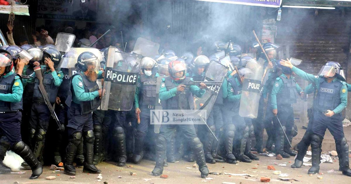 খিচুড়ি খেয়ে সরকার হটানো যাবে না: প্রধানমন্ত্রী