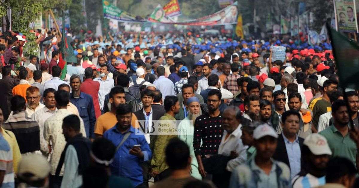 গোলাপবাগের-কাছে-আওয়ামী-লীগ-কর্মীদের-বিএনপির-ধাওয়া