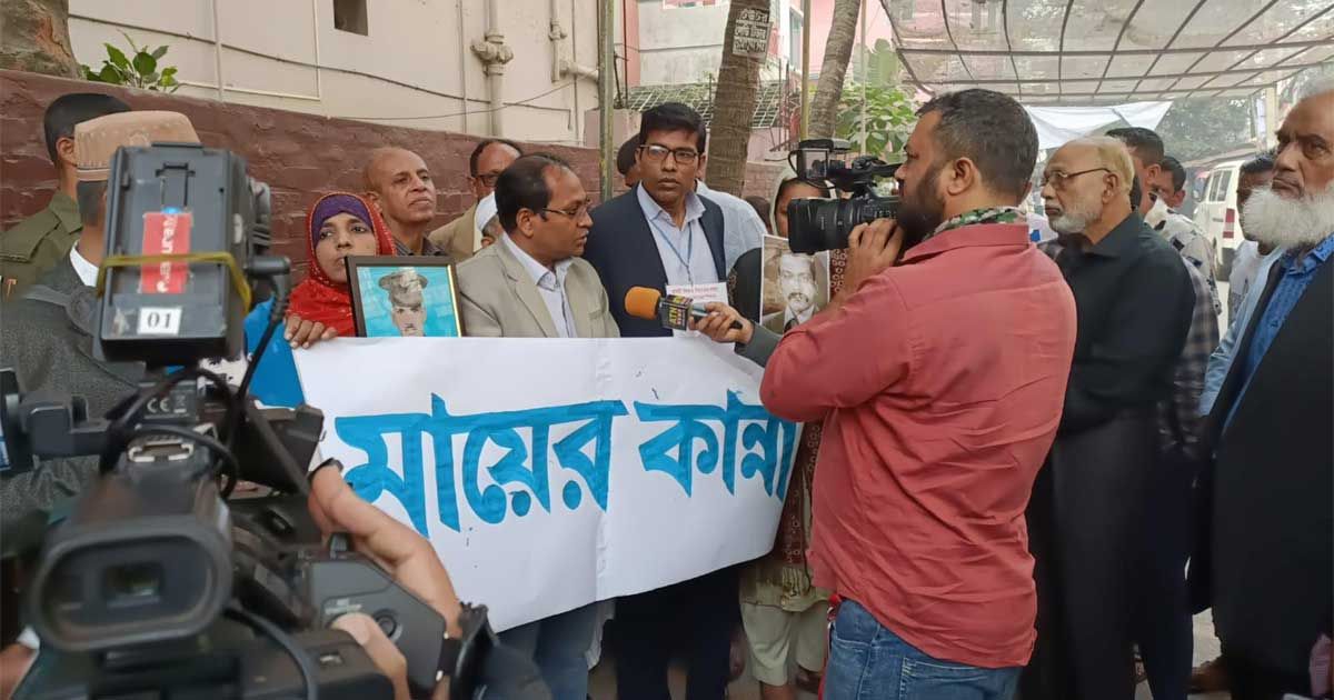 পিটার হাসের কাছে ‘আরও সুবিবেচনা’ প্রত্যাশা তথ্যমন্ত্রীর