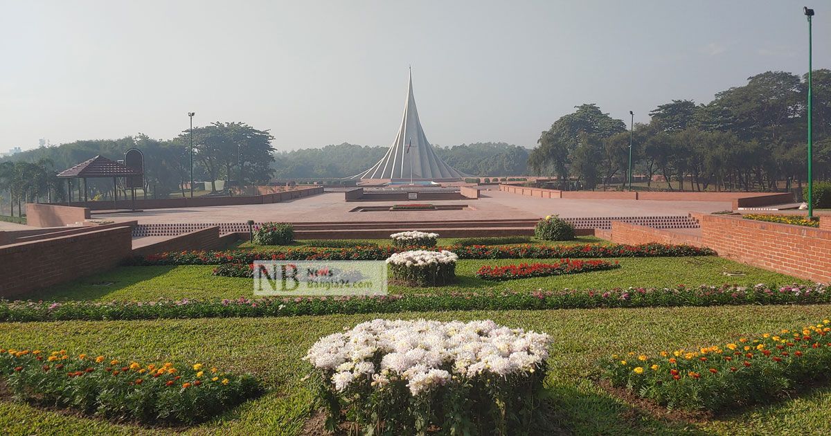 স্মৃতিসৌধের আশপাশের বাসিন্দাদের তথ্য নিচ্ছে পুলিশ