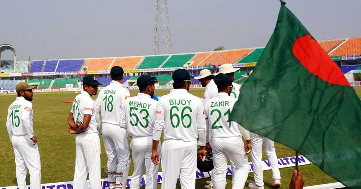৪৭১ রানে পিছিয়ে থেকে দিন শেষ করল বাংলাদেশ