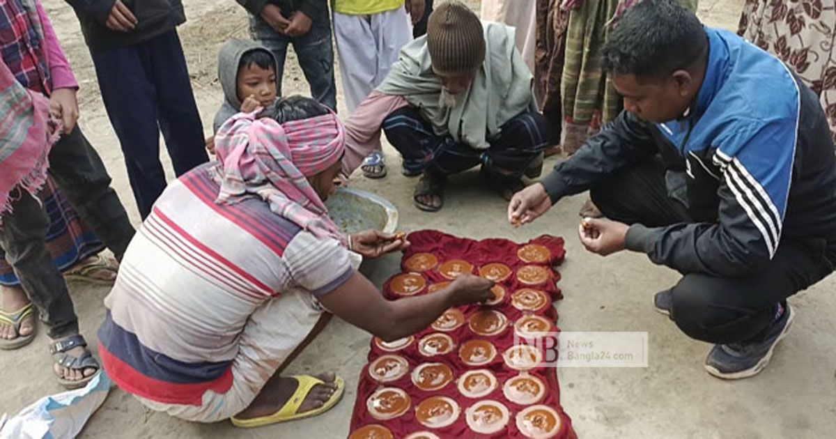 ভেজাল-গুড়ে-মাথায়-হাত-ব্যবসায়ীর