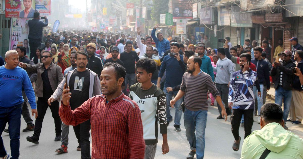 দিনাজপুরে-বিএনপি-ও-জামায়াতের-পৃথক-মিছিল-আটক-২০