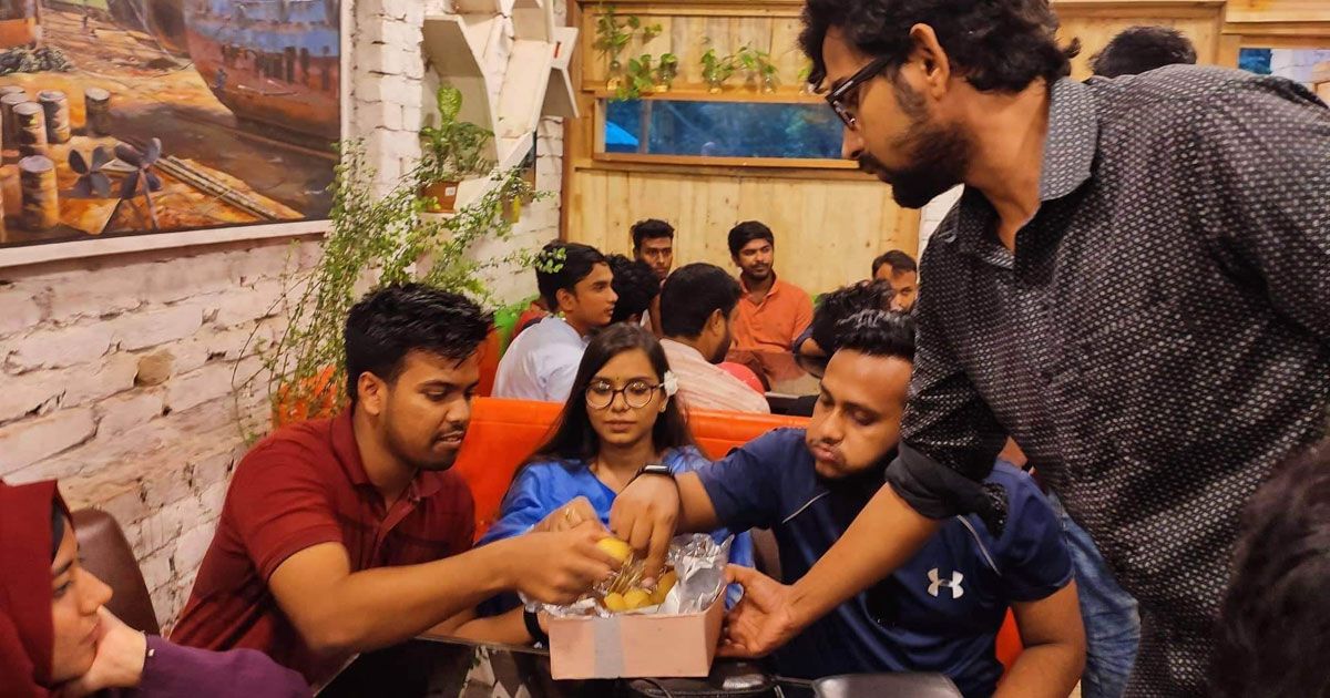 ভাগ্য খুলেছে ‘মটকা চা’