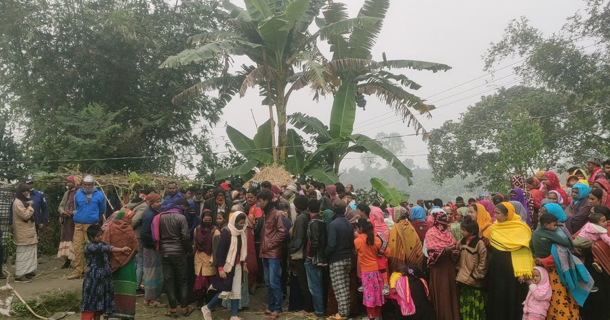 গৃহবধূর গলাকাটা মরদেহ উদ্ধার, স্বামী উধাও