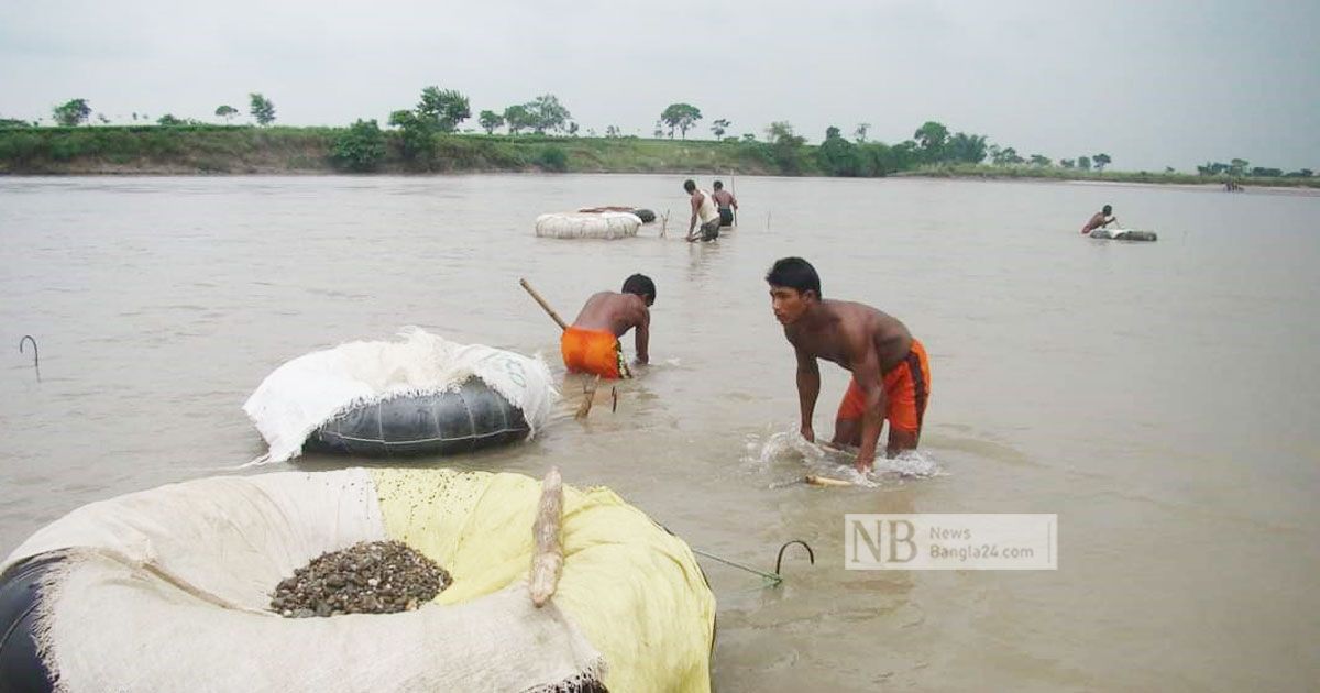 পঞ্চগড়ে-ঠান্ডায়-কর্মজীবন-ব্যাহত