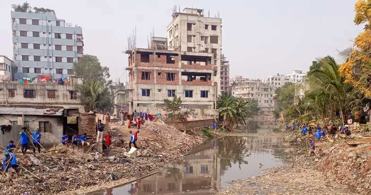 খাল দখল দেখে তাপসের দুঃখ