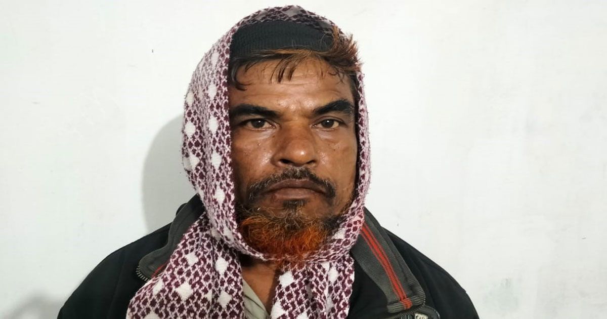 ৫-বছরের-সাজা-এড়াতে-১৩-বছর-পলাতক-