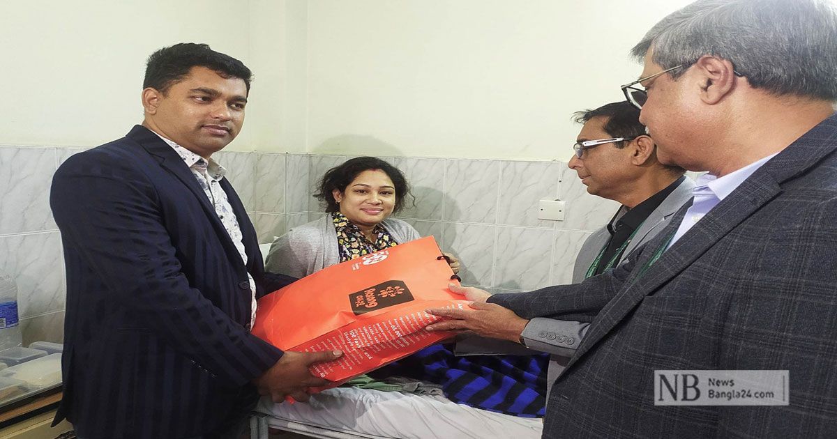 মেট্রো স্টেশনে জন্ম নেয়া শিশুর নাম রাজত্ব  