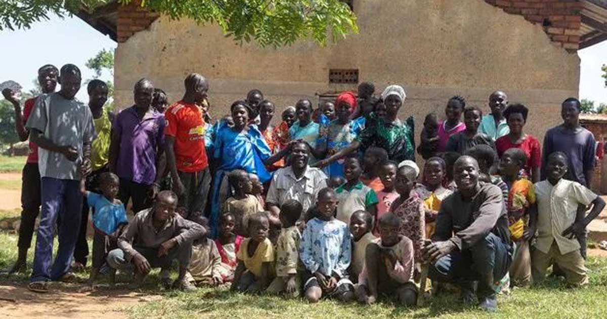 The-father-of-102-children-he-does-not-know-all-their-names