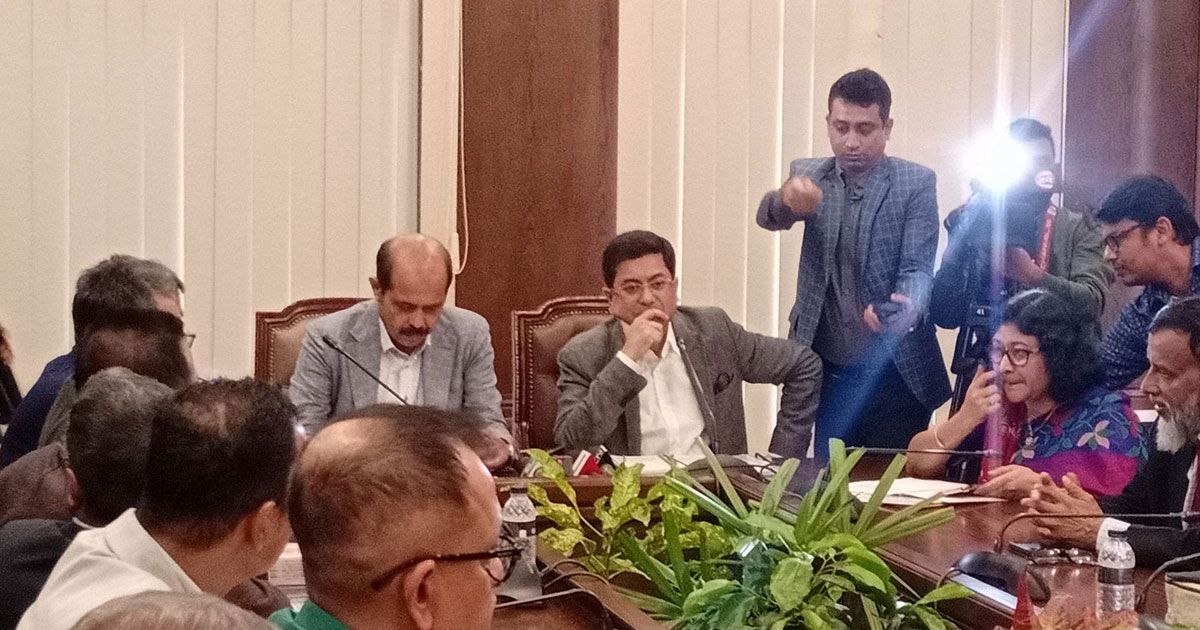মেট্রোরেলের-এমআরটি-পাসে-চড়া-যাবে-নগর-পরিবহনেও