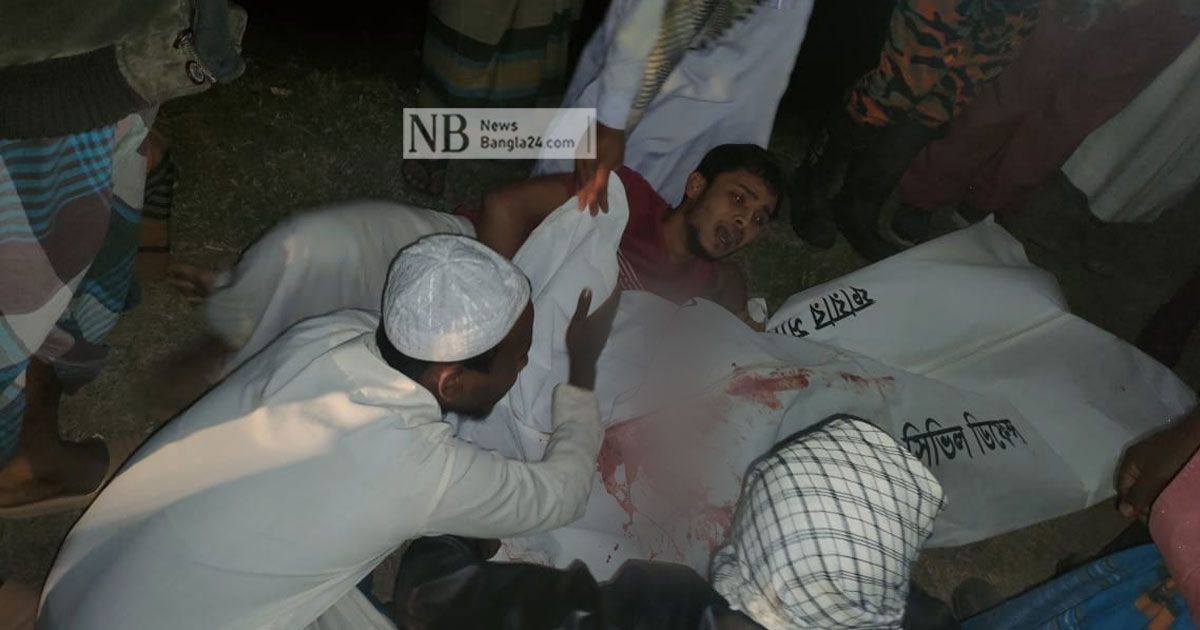 দাঁড়িয়ে থাকা ট্রাকে বাইকের ধাক্কা, শিক্ষক নিহত