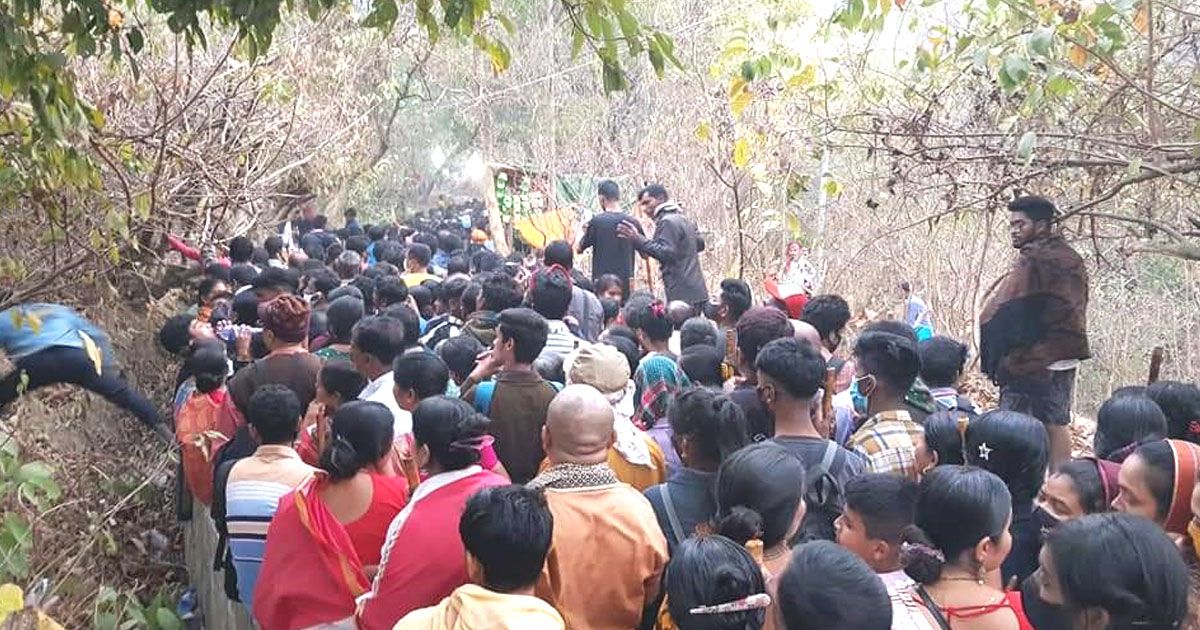 চন্দ্রনাথে পা পিছলে আহত ১০ পুণ্যার্থী