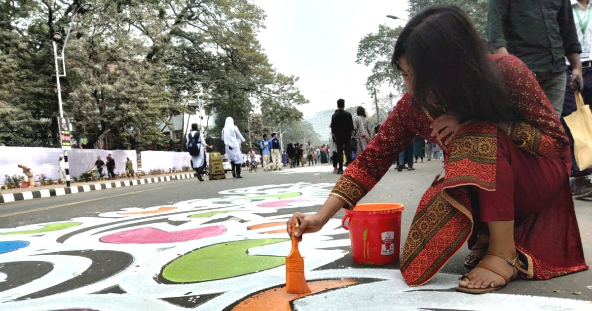 শ্রদ্ধা নিবেদনের জন্য প্রস্তুত কেন্দ্রীয় শহীদ মিনার


