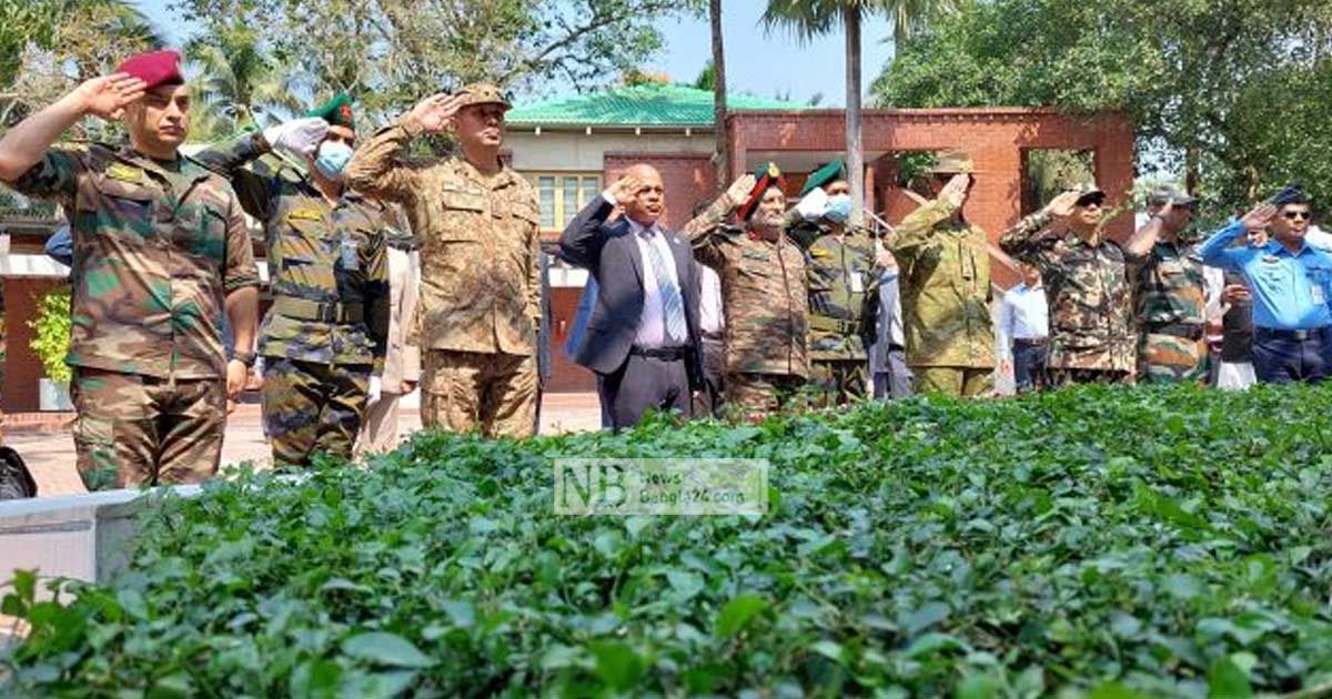 বঙ্গবন্ধুর-সমাধিতে-৭-দেশের-৮-সাম‌রিক-প্রতি‌নি‌ধির-শ্রদ্ধা