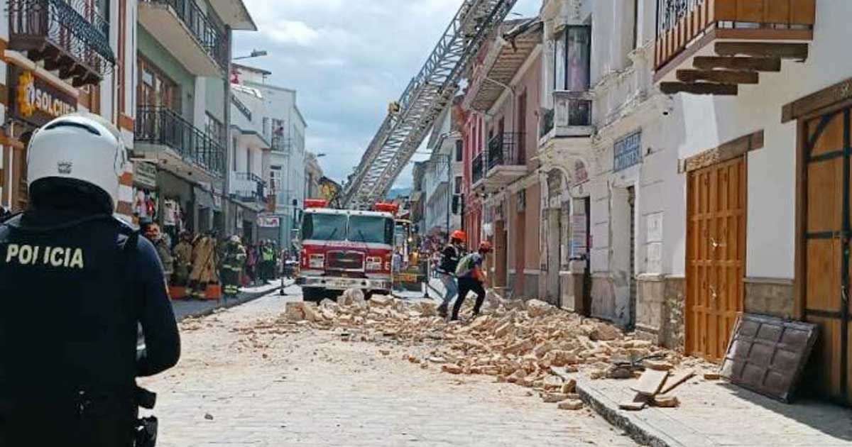 Strong-earthquake-kills-13-in-Ecuador-1-in-Peru