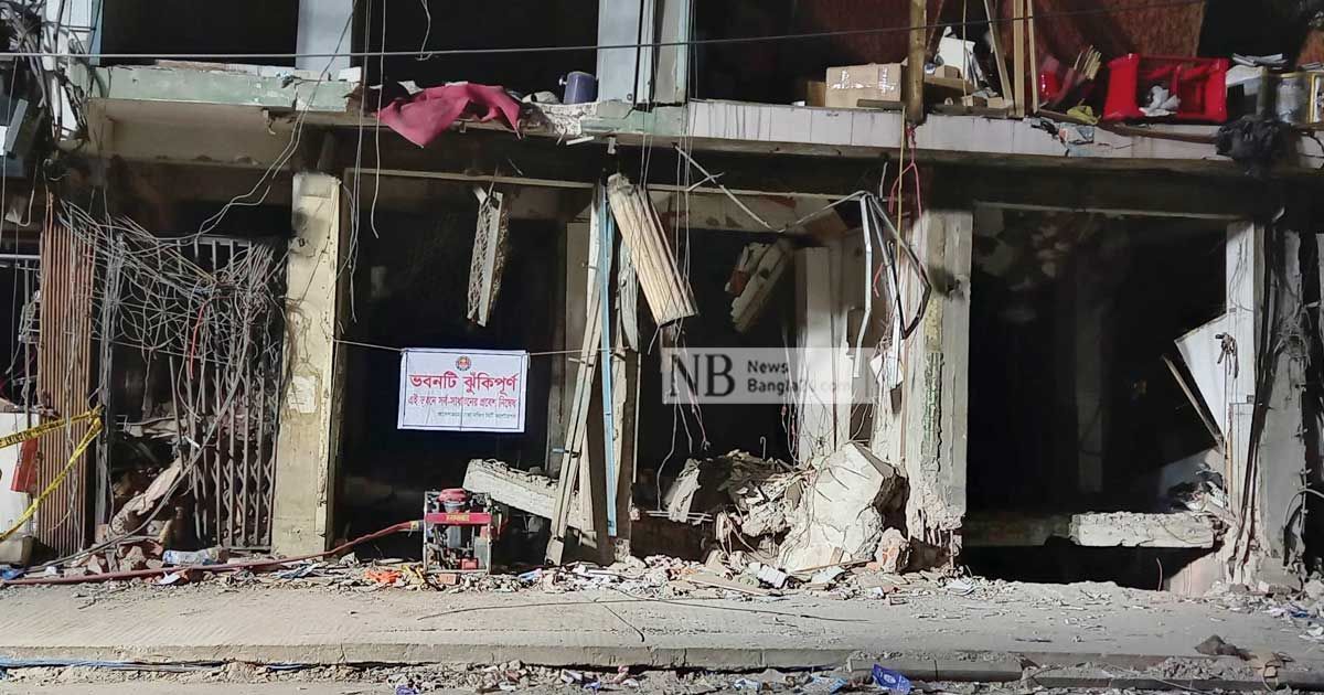 গুলিস্তানে-ভবনে-বিস্ফোরণ-দগ্ধ-ফেরিওয়ালার-মৃত্যু