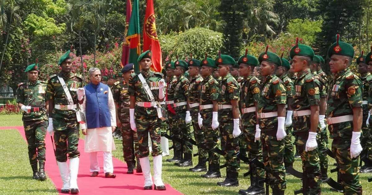 রাষ্ট্রপতিকে-বঙ্গভবনে-প্রথম-গার্ড-অফ-অনার-
