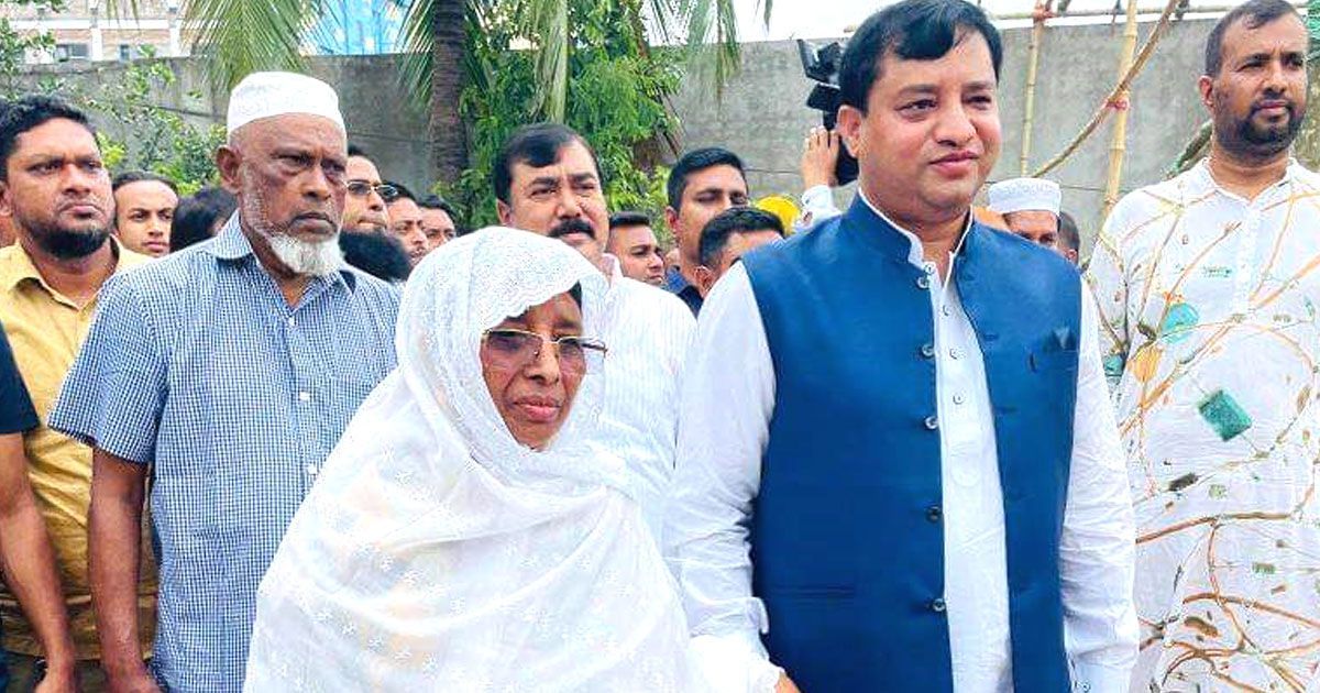 জাহাঙ্গীরের-মাকে-ইসির-শো-কজ