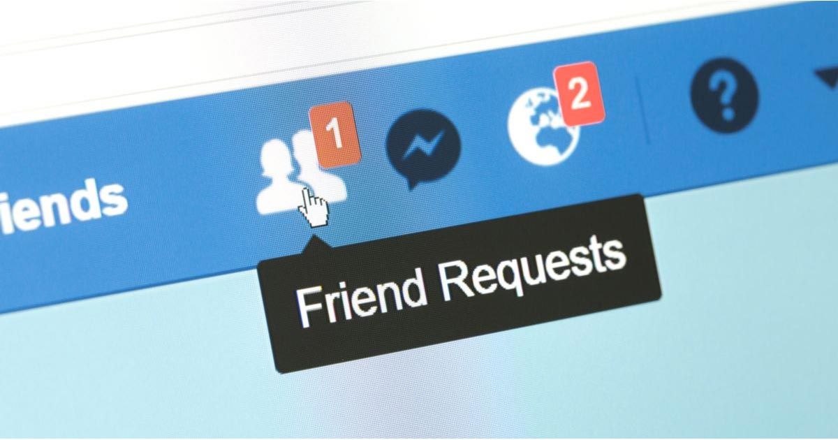 The-friend-request-is-going-away-when-you-enter-the-Facebook-profile