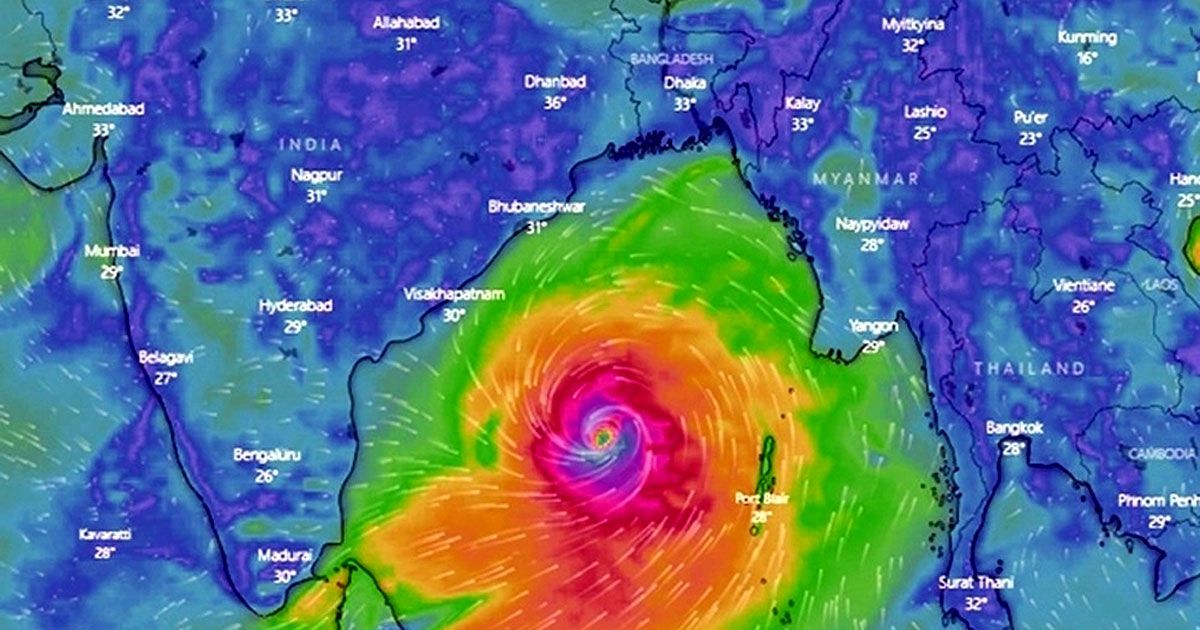 মোখার-গতি-বেড়েছে-মধ্যরাতেই-উপকূলে-প্রভাব-পড়তে-পারে