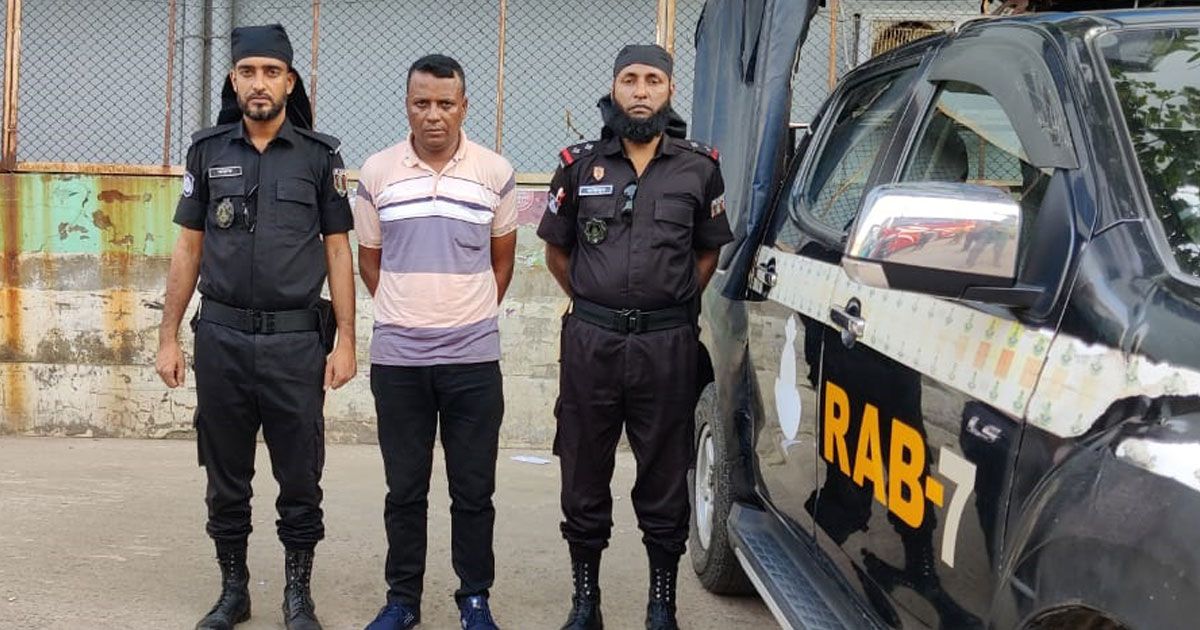 মোয়ার-ভেতরে-১২-হাজার-ইয়াবা