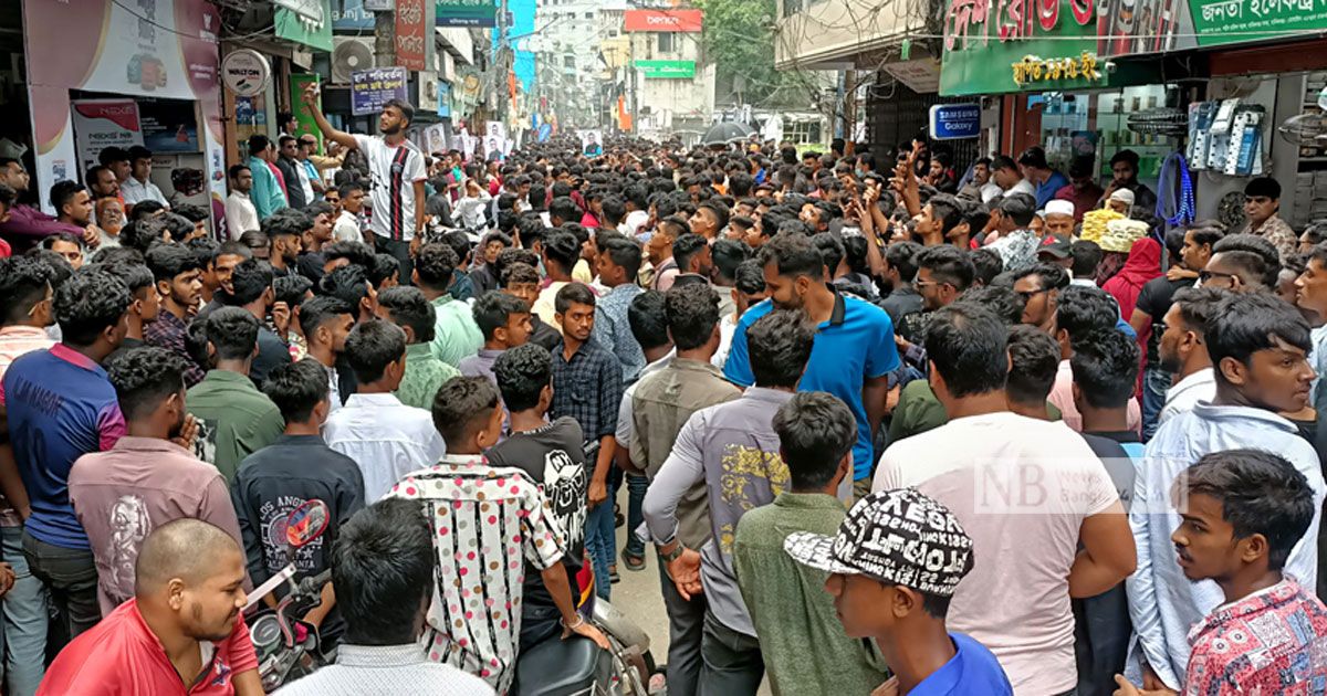 স্বাস্থ্যমন্ত্রীর-বিরুদ্ধে-সংবাদ-প্রকাশ-ডিসির-অপসারণ-দাবি