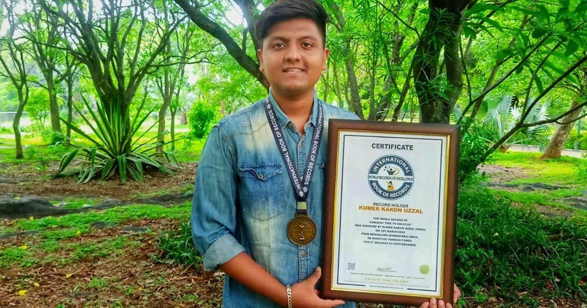 Jhalakathi-Kakans-world-record-for-whistling