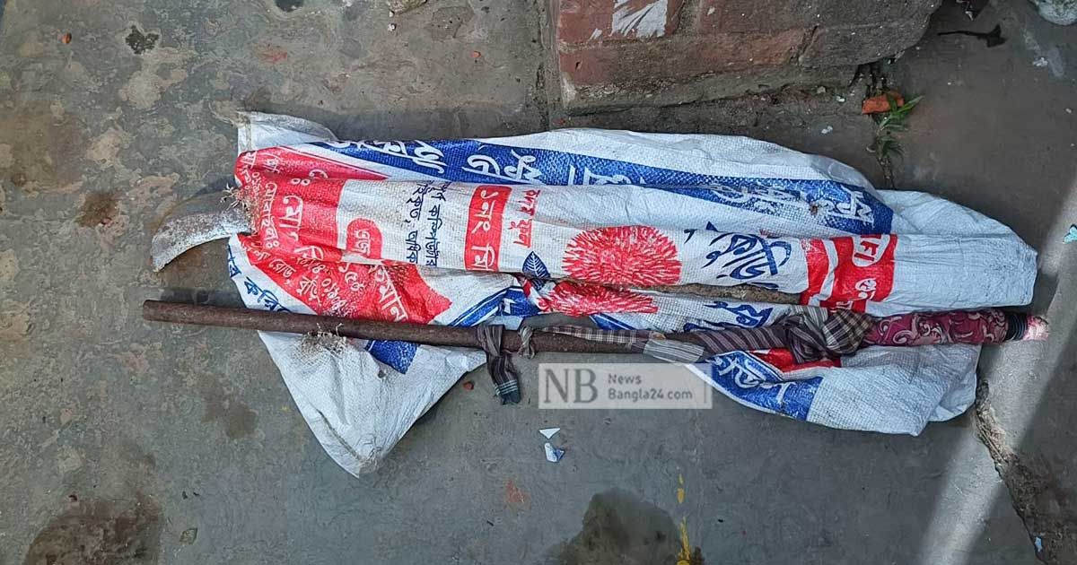 ছাত্রলীগের সংঘর্ষ: গভীর রাতে চবির হলে তল্লাশি