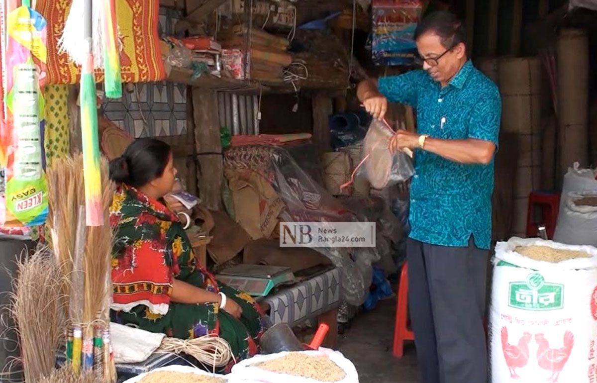 লোডশেডিংয়ে হাতে হারিকেন