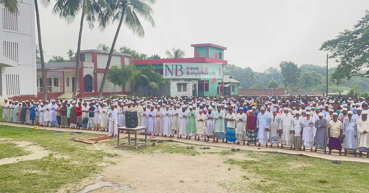 More-than-400-worshipers-pray-for-rain