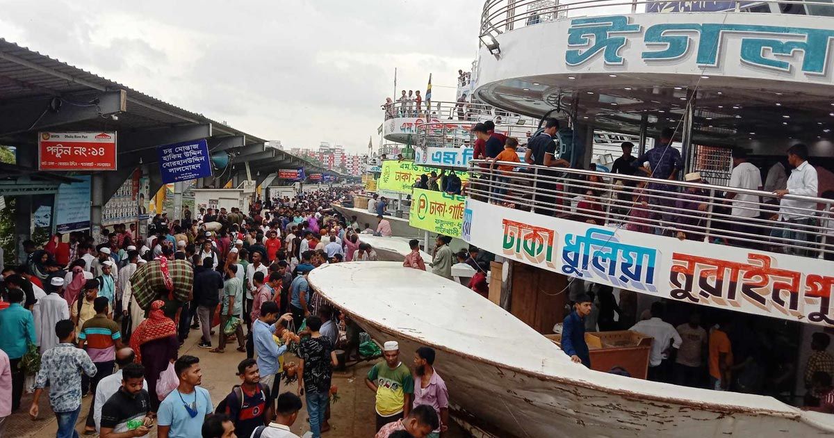 সদরঘাটে-ঘরমুখো-মানুষের-ভিড়-বাড়ছে
