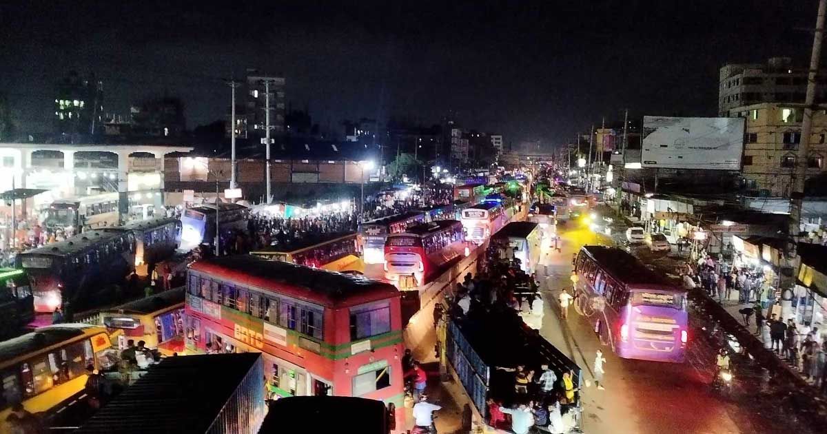 ঢাকা-থেকে-চন্দ্রা-পর্যন্ত-যানজটে-স্থবির-যাত্রী-ভোগান্তি-চরমে