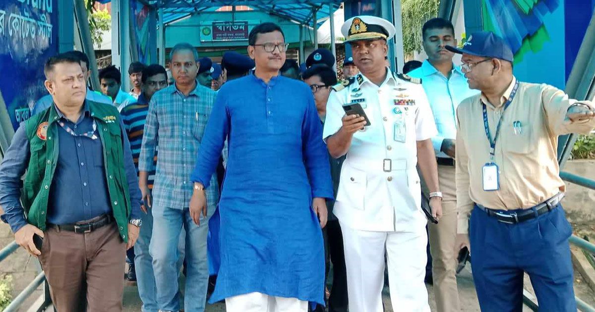 পদ্মা-সেতু-হওয়ায়-লঞ্চের-ছাদে-ভিড়-নেই-নৌপরিবহন-প্রতিমন্ত্রী