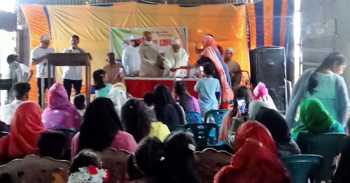 ৯৭-ব্যাচের-শিক্ষার্থীদের-কলতানে-মুখর-জনতা-বহুমুখী-উচ্চ-বিদ্যালয়